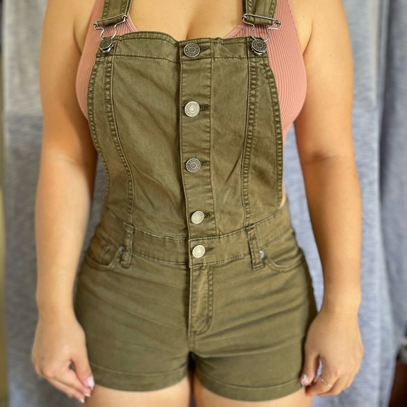 Garage Overall Shorts - Picture 1 of 3